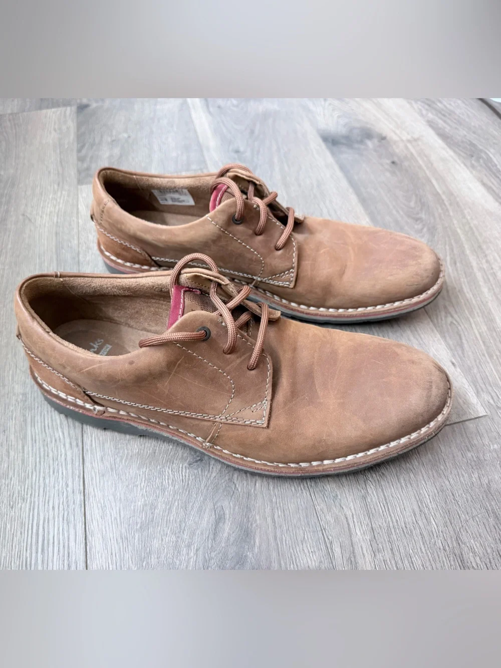 Clarks Men's Tan Brown Leather Lace-Up shoes